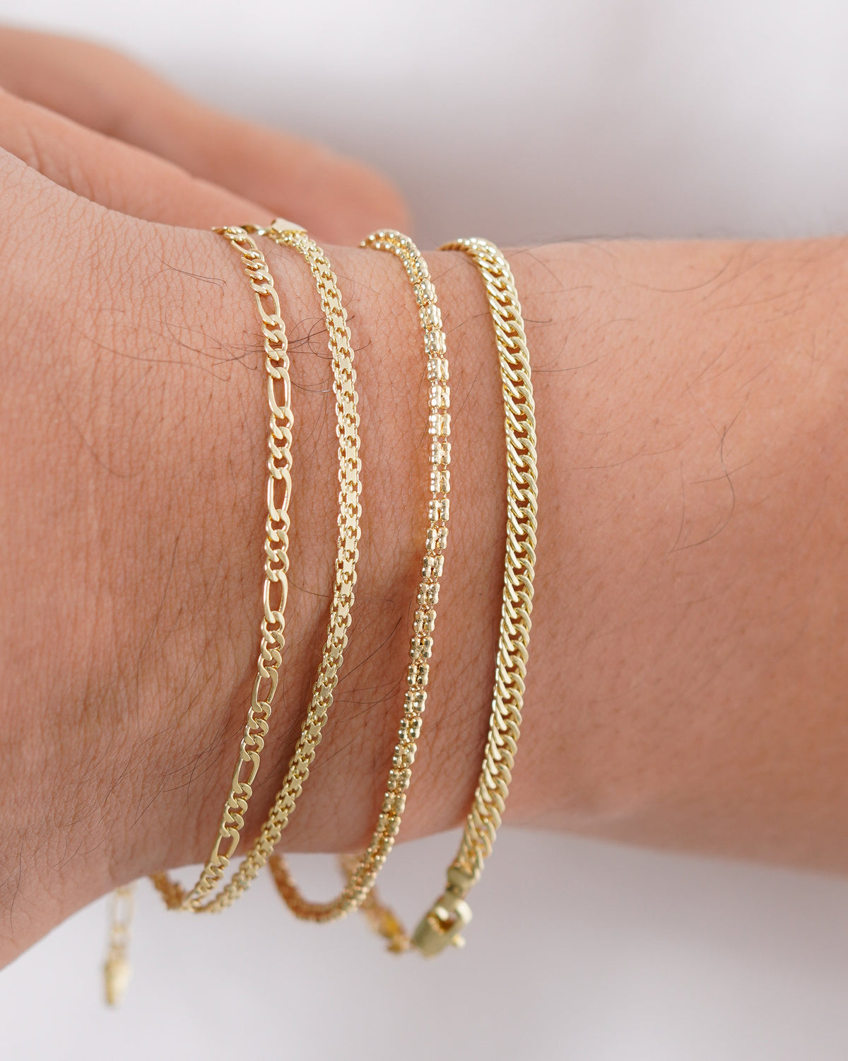 PULSERAS ORO LAMINADO Y PLATA