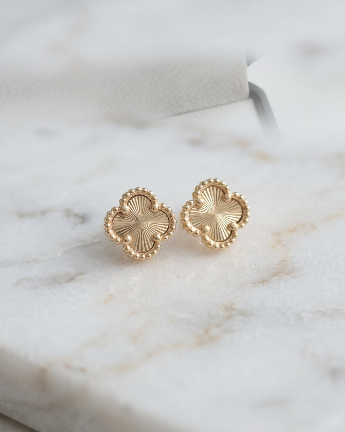 TOPO TREBOL CLOVER DIAMANTADO 1.2CM