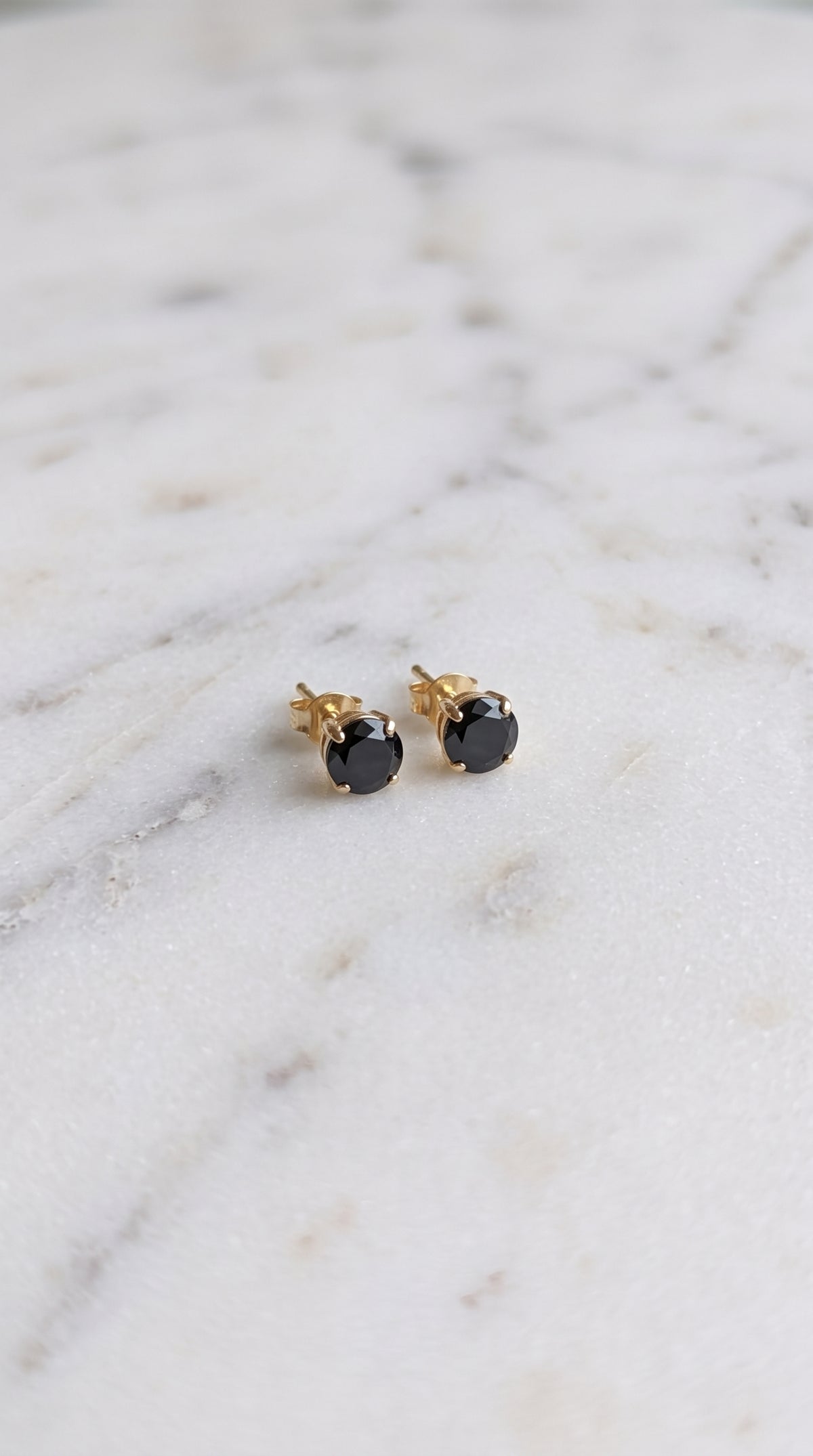 A TOPO CIRCON NEGRO 4MM
