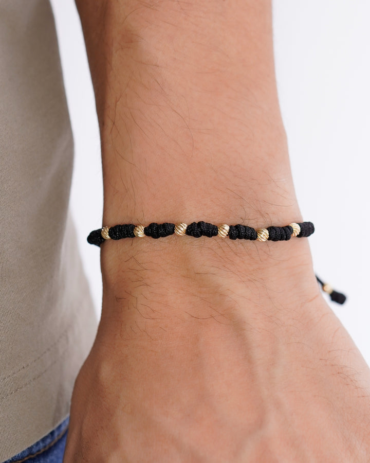 BRAZALETE 7 NUDOS  PROTECCIÓN NEGRA CON BALIN ITALIANO
