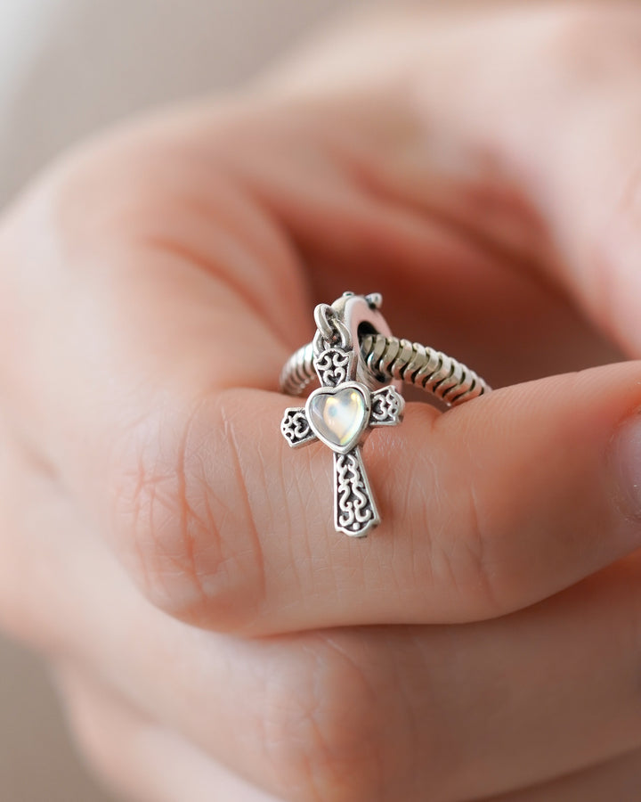 CHARM PREMIUM FE Y AMOR