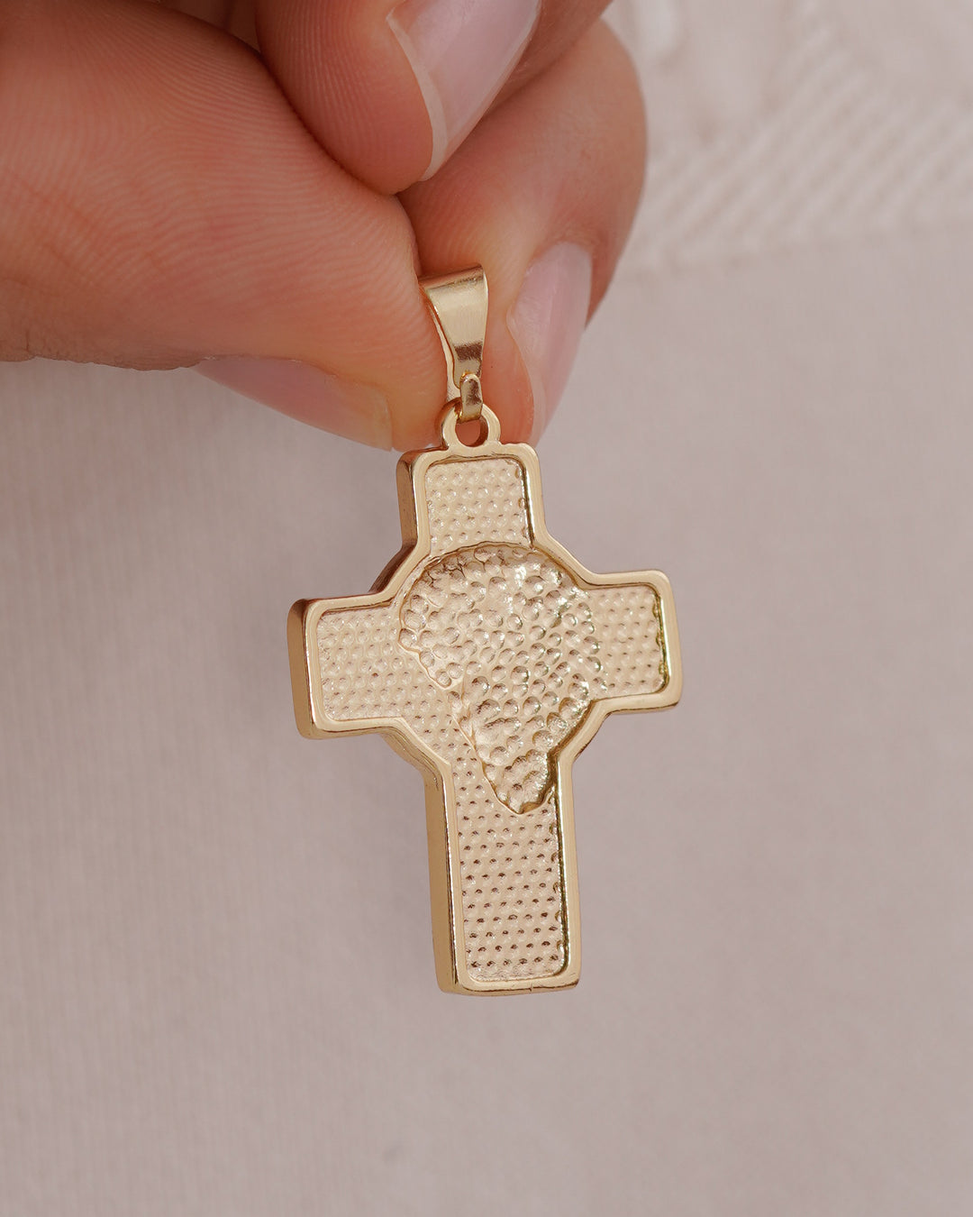 DIJE CRUZ ROSTRO JESUS 3CM