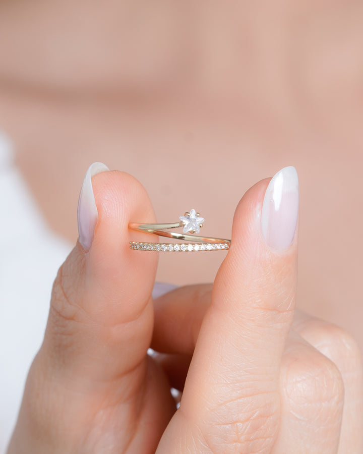 ANILLO SEGUIDO ESTRELLA AJUSTABLE CRISTAL