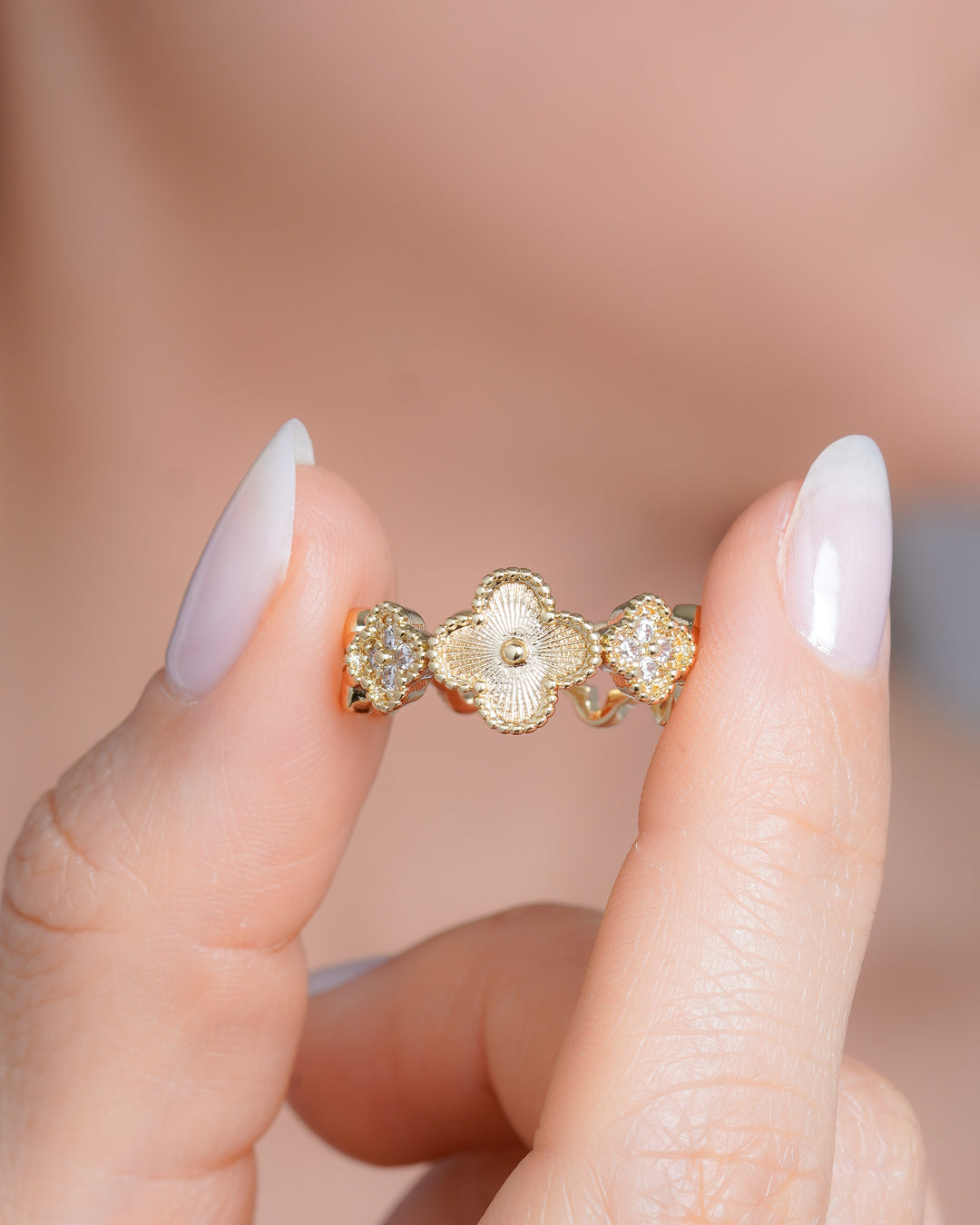 ANILLO TREBOL SEGUIDO AJUSTABLE CRISTAL
