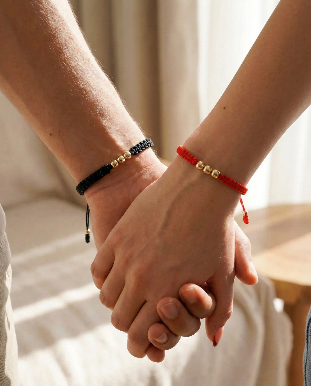 SET BRAZALETE TRES BALINES 6MM ROJO Y NEGRO
