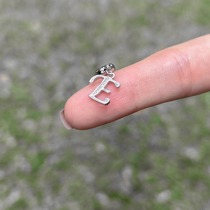 CHARMS LUXURY LETRA E