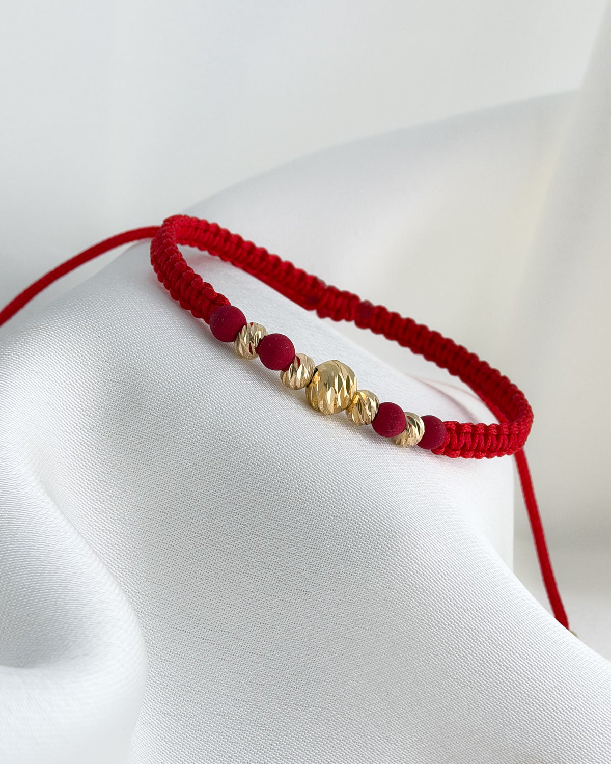 BRAZALETE ALMA 6MM-4MM NEO DIAMANTADO ROJO