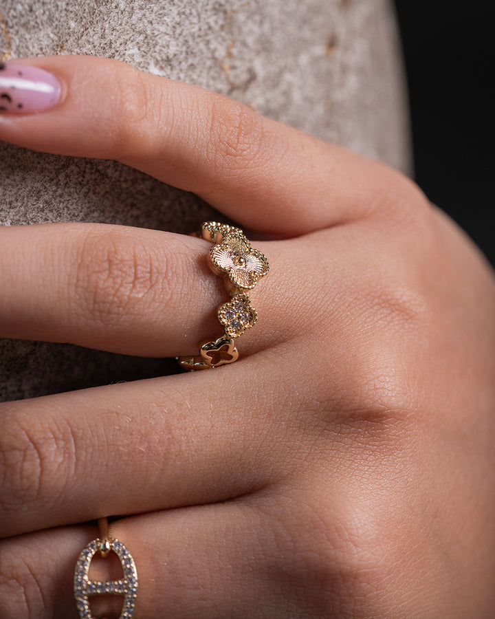 ANILLO TREBOL SEGUIDO AJUSTABLE CRISTAL