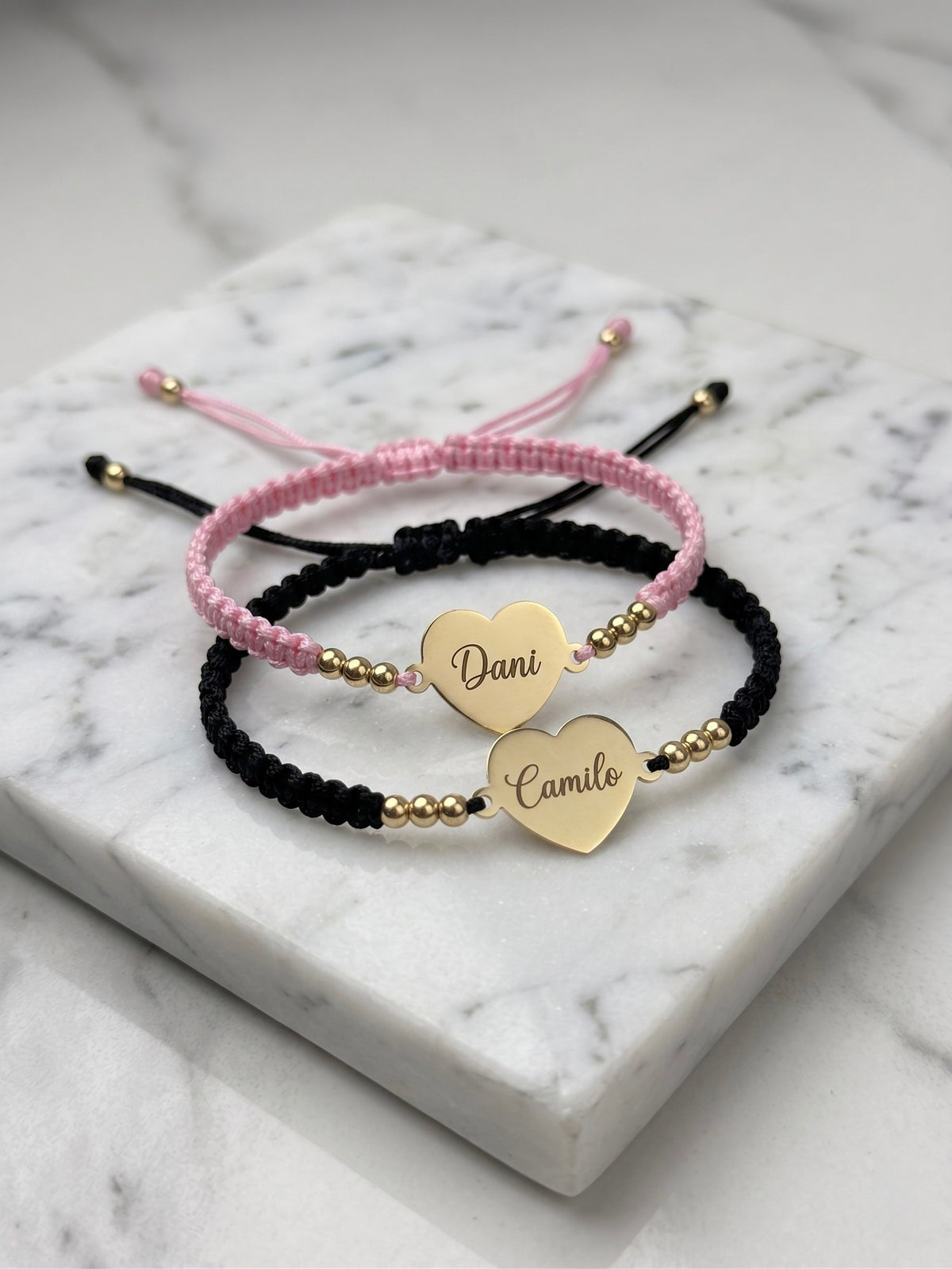BRAZALETE TEJIDO 3MM CON PLACA CORAZON INDIVIDUAL O SET